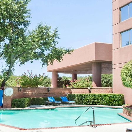 Sonesta Suites Dallas Park Central מראה חיצוני תמונה