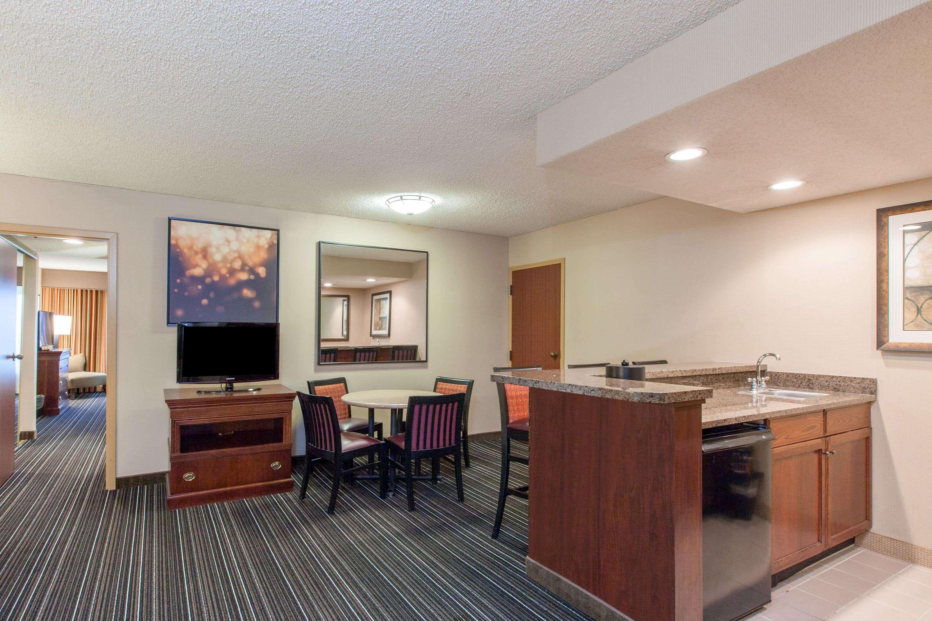 Sonesta Suites Dallas Park Central מראה חיצוני תמונה